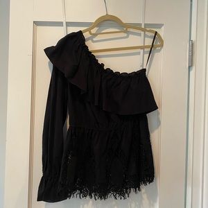 BCBGmaxamera black one shoulder long sleeve top